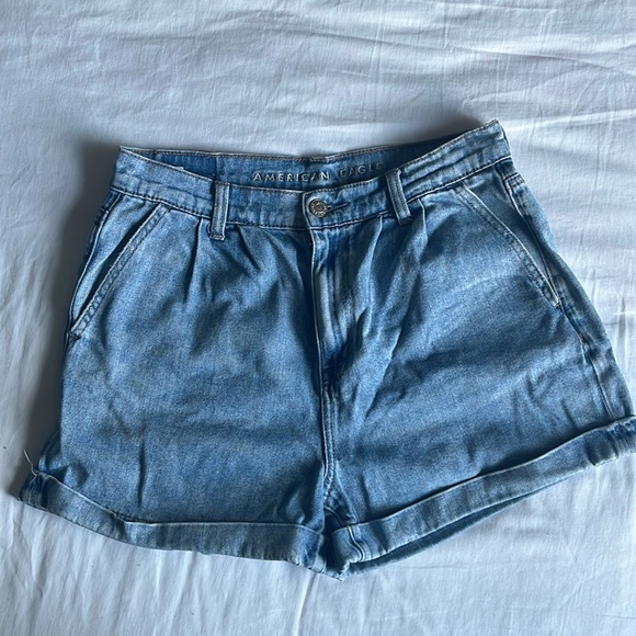 American Eagle denim jean mom shorts - Picture 1 of 2